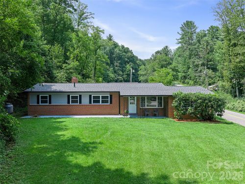 101 Sam Robertson Rd, Burnsville, NC, 28714-8920 | Card Image