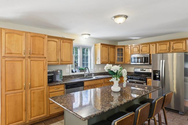 24 Salisbury Rd, House other with 3 bedrooms, 3 bathrooms and null parking in Mont Vernon NH | Image 13