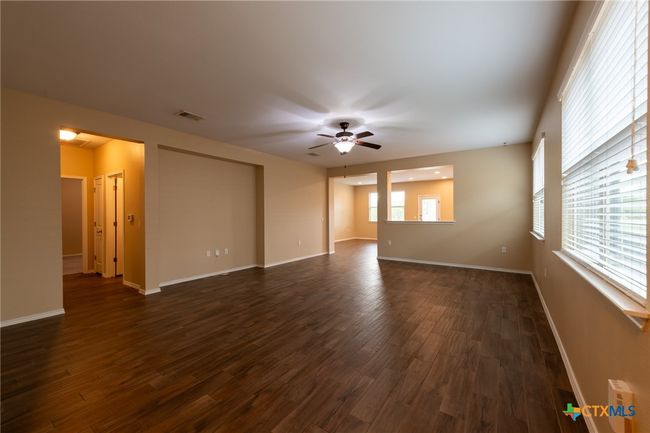 9505 Alex Ln, House other with 4 bedrooms, 2 bathrooms and null parking in Austin TX | Image 8