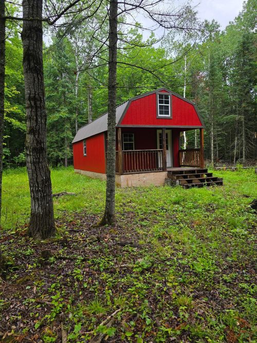 4126 Mattson Rd, Hibbing, MN, 55746-8235 | Card Image