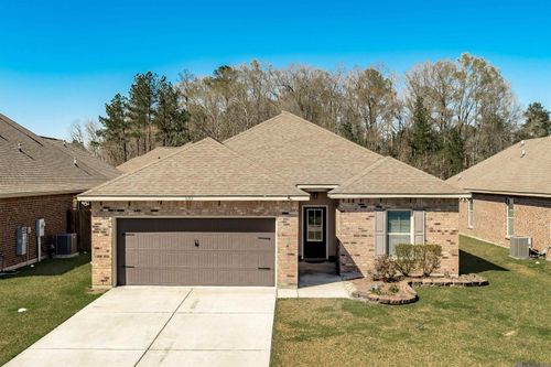 23101 Arcwood Dr, Denham Springs, LA, 70726-2323 | Card Image