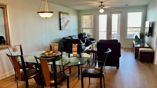 33-98 Island Dr, Horseshoe Bay, TX, 78657-6169 | Card Image