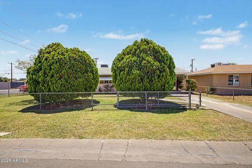 3703 W Lewis Avenue, Phoenix, AZ, 85009 | Card Image