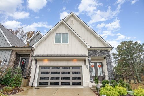 3058 Wiltshire Park Pl, Hermitage, TN, 37076-1676 | Card Image