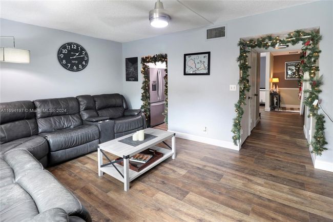 APT-6 - 10710 La Placida Dr, Condo with 2 bedrooms, 2 bathrooms and null parking in Coral Springs FL | Image 10