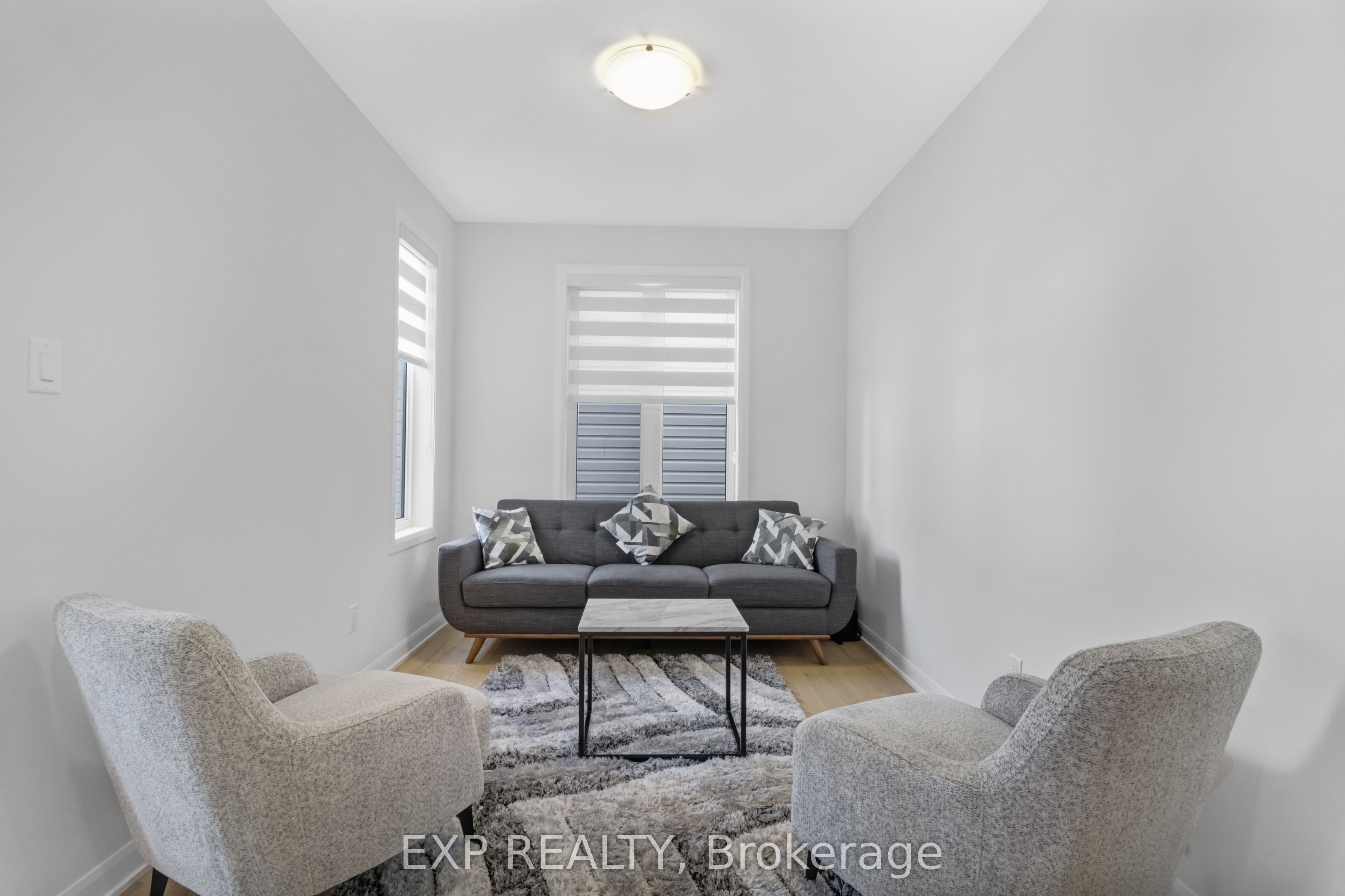 Residential in Barrhaven 5