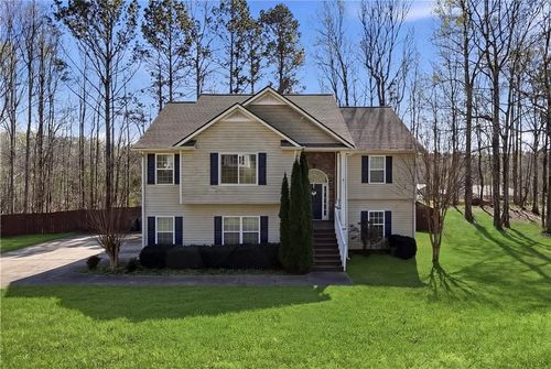 172 Polo Xing, Hiram, GA, 30141-5241 | Card Image