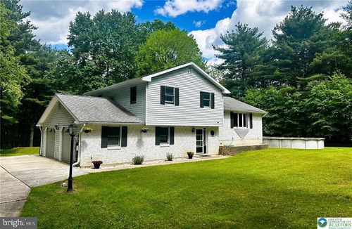93 Sassafras Rd, Lehighton, PA, 18235-3522 | Card Image