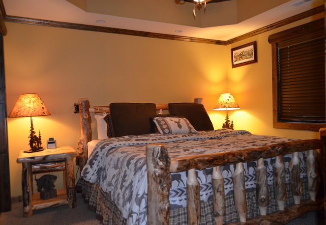 Guest Bedroom | Image 18