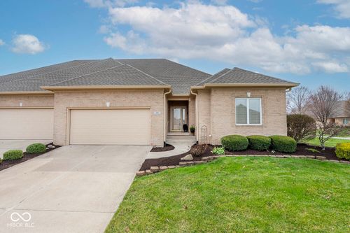3287 Windham Dr, Greenwood, IN, 46143-7887 | Card Image