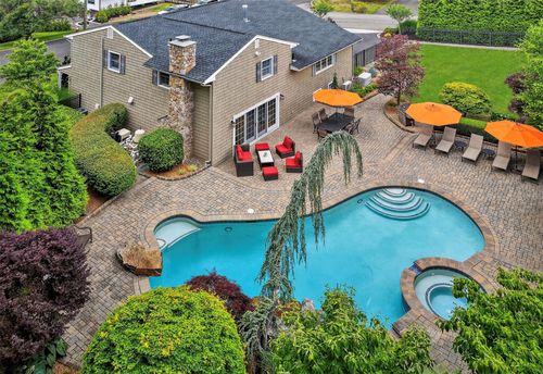 111 Waters Edge, Congers, NY, 10920-2619 | Card Image