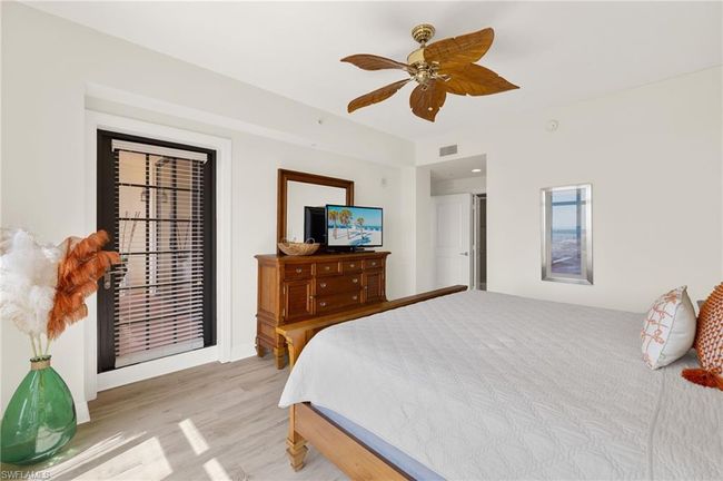 Master Bedroom with door out to the lanai | Image 20