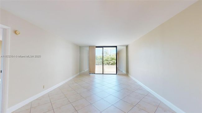 APT-219 - 600 Three Islands Blvd, Condo with 2 bedrooms, 2 bathrooms and null parking in Hallandale Beach FL | Image 15