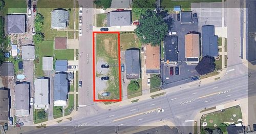 3336 Genesee St, Cheektowaga, NY, 14225-5031 | Card Image