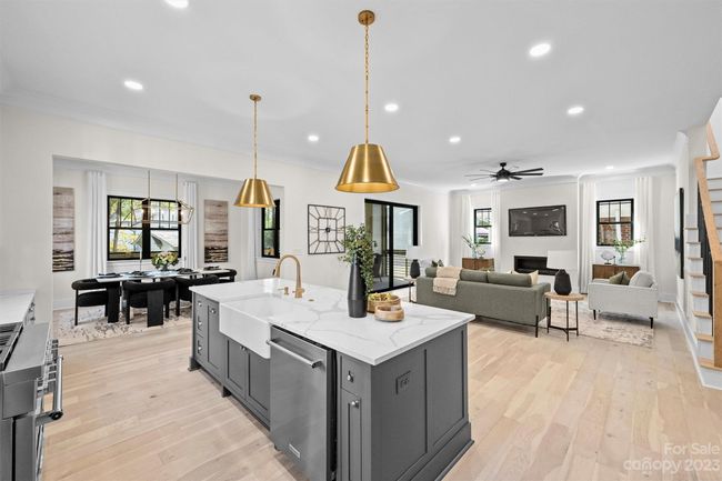 1911 Lombardy Cir, House other with 5 bedrooms, 4 bathrooms and null parking in Charlotte NC | Image 9