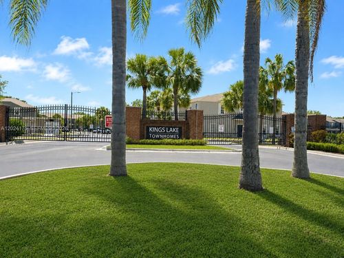 12966 Kings Crossing Dr, Gibsonton, FL, 33534-3948 | Card Image