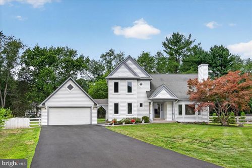 11057 Bishopsgate Ct, RESTON, VA, 20194-1401 | Card Image