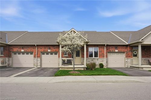 3 Ecker Lane, Binbrook, ON, L0R1C0 | Card Image