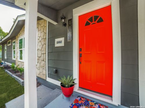 119 Livingston, San Antonio, TX, 78214-1711 | Card Image