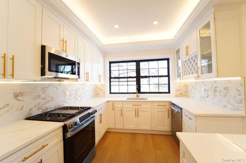 13016 227th St, Laurelton, NY, 11413-1725 | Card Image