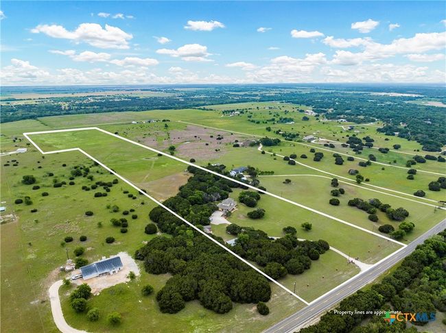 655 Hwy 236, Home with 3 bedrooms, 2 bathrooms and null parking in Moody TX | Image 45