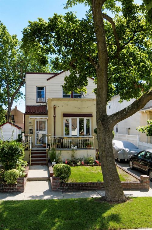 13955 230th Pl, Laurelton, NY, 11413-2938 | Card Image