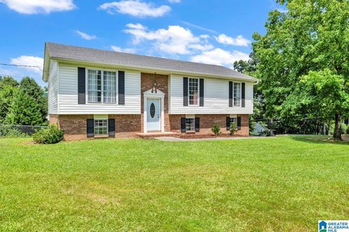 101 Pinehurst Rd, TRUSSVILLE, AL, 35173-1724 | Card Image