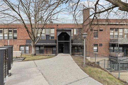 apt-23-60 Kensico Rd, Thornwood, NY, 10594-1151 | Card Image