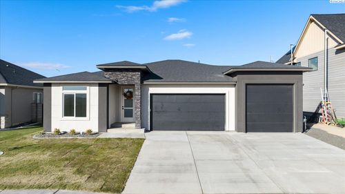 exquisite-rambler-in-the-648 Lazio Way, Richland, WA, 99352 | Card Image