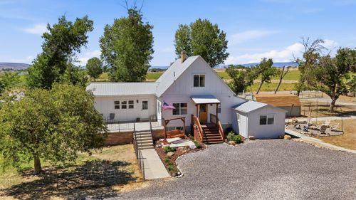 1452 P Rd, Loma, CO, 81524-9421 | Card Image