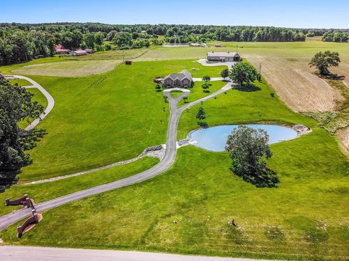 4984 Somerville Rd, Cross Plains, TN, 37049-8411 | Card Image