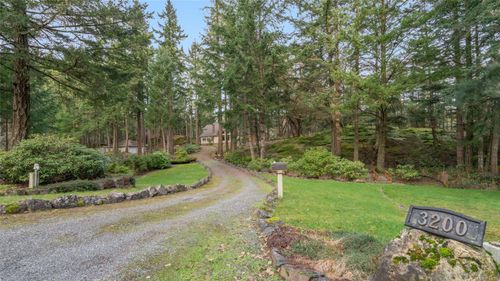 3200 Poppleton Rd, Nanaimo, BC, V9T4T3 | Card Image