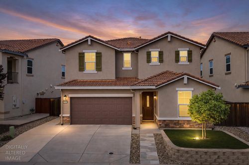 2332 Castle Pines Way, Roseville, CA, 95747-8961 | Card Image