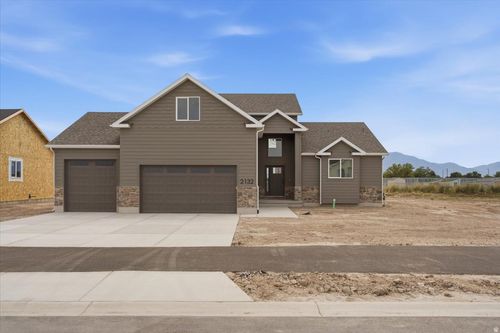 2132 S 4520 W, Taylor, UT, 84401-2171 | Card Image