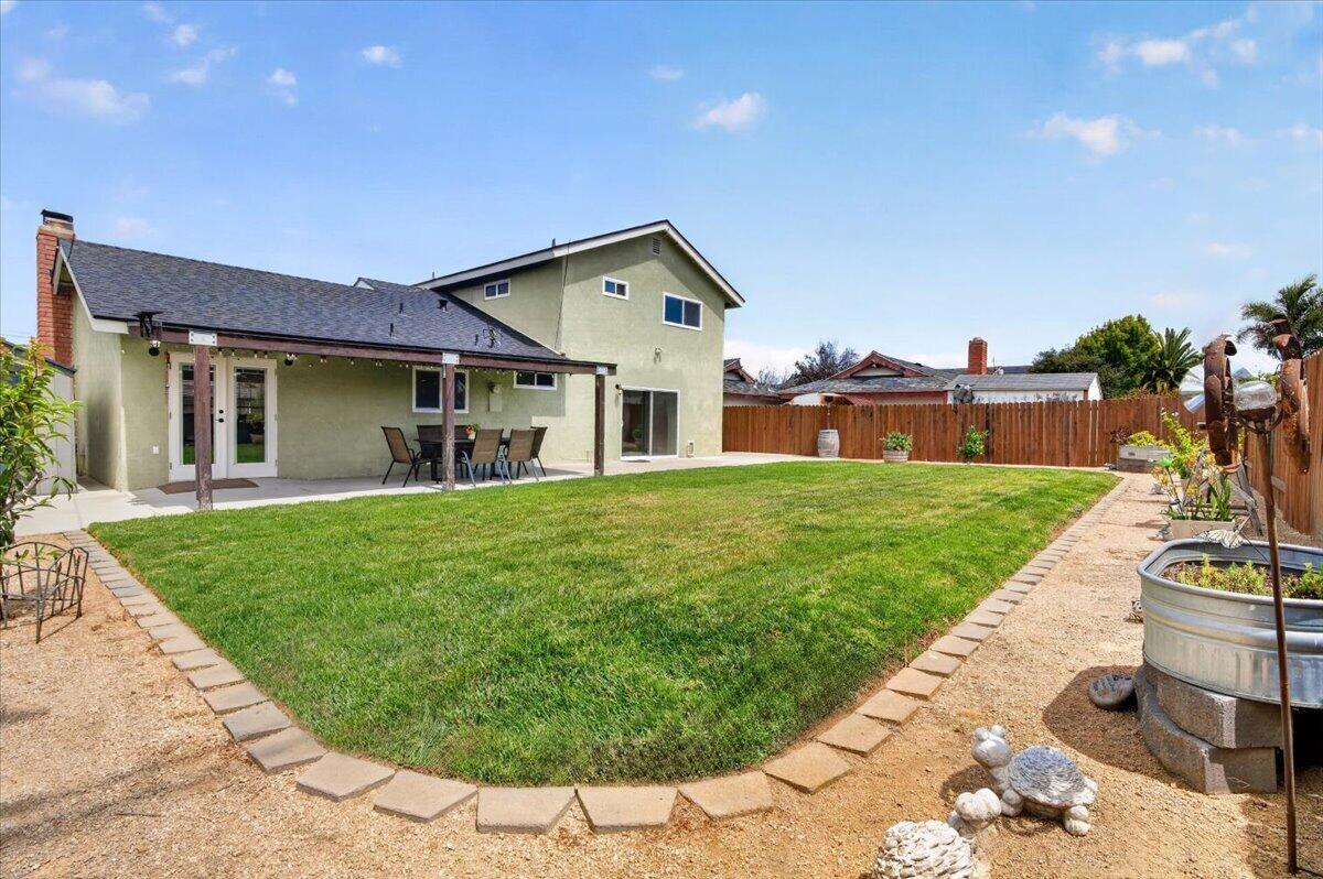 Residential in LOMPOC 3