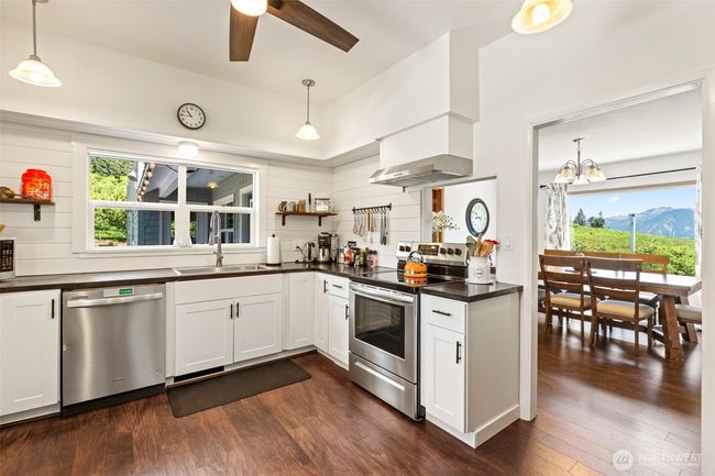 9753 Nibbelink Rd, House other with 4 bedrooms, 3 bathrooms and null parking in Peshastin WA | Image 16