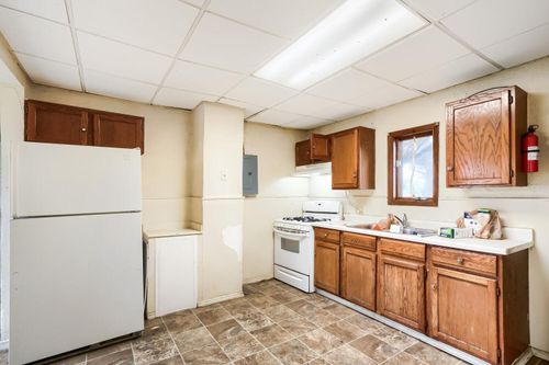 3743 Bryant Ave N, Minneapolis, MN, 55412-2156 | Card Image