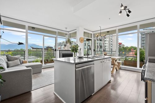 311-298 E 11th Ave, Vancouver, BC, V5T0A2 | Card Image
