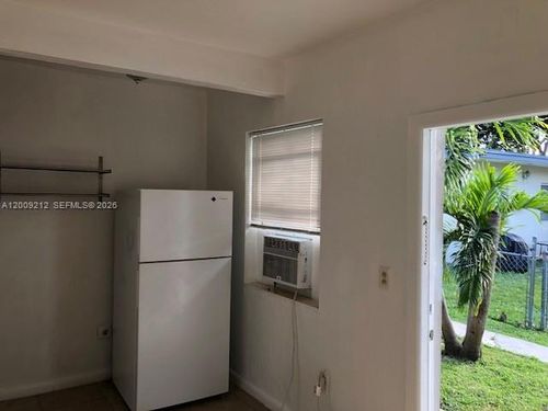 5-471 Sw 10th St, Miami, FL, 33130-3933 | Card Image