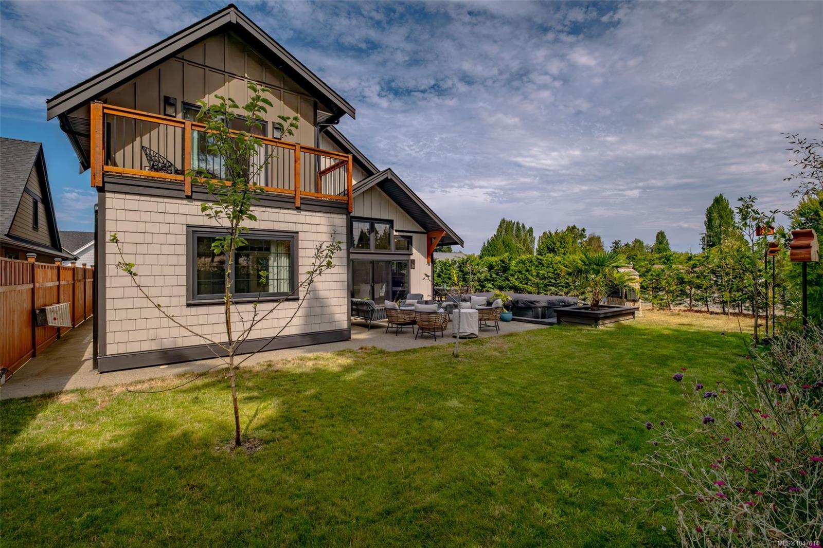 Residential in Qualicum Beach 3