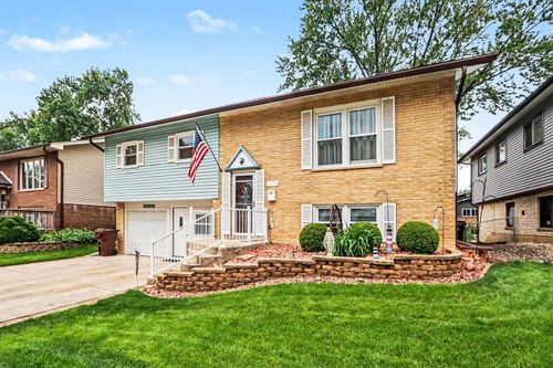 15218 Rob Roy Dr, Oak Forest, IL, 60452-1933 | Card Image