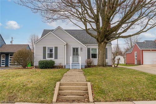 2464 S Freedom Ave, Alliance, OH, 44601-5114 | Card Image