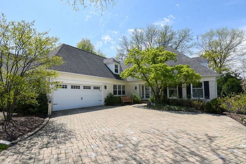 5724 Lawn Dr, Western Springs, IL, 60558-2225 | Card Image