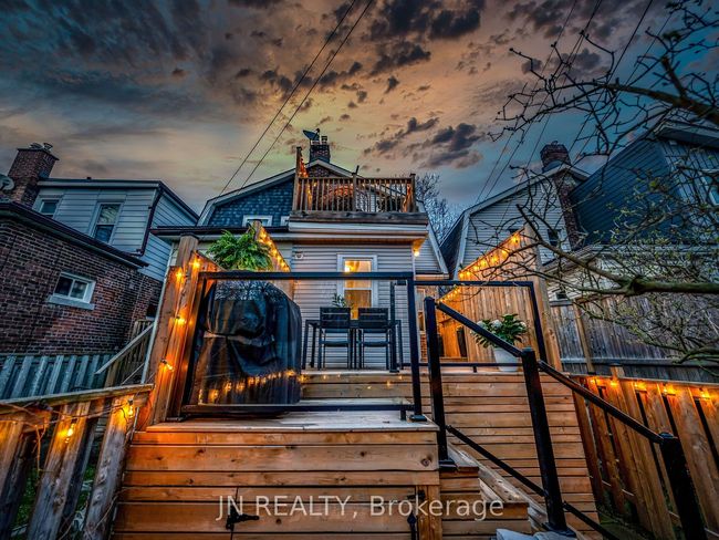10 Roseheath Ave, House attached with 2 bedrooms, 2 bathrooms and null parking in Toronto ON | Image 44