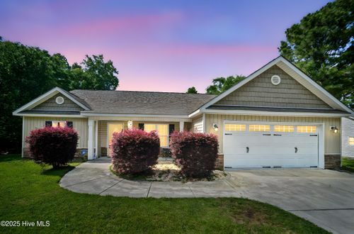 239 Shellbank Dr, Sneads Ferry, NC, 28460-9523 | Card Image