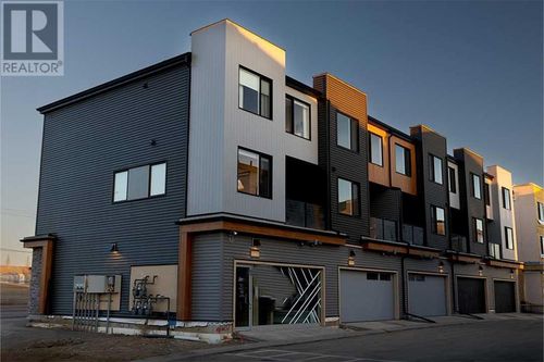81 Midtown Blvd Sw, Airdrie, AB, T4B5H1 | Card Image