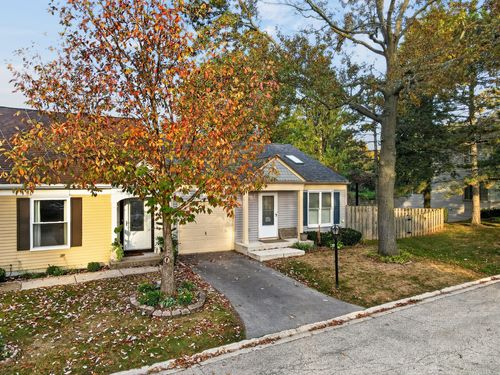 1492 N Driftwood Ave, Palatine, IL, 60067-8657 | Card Image