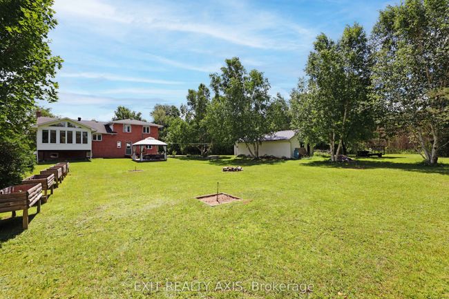 42 Strickland Rd, House other with 3 bedrooms, 2 bathrooms and 8 parking in Lombardy ON | Image 29