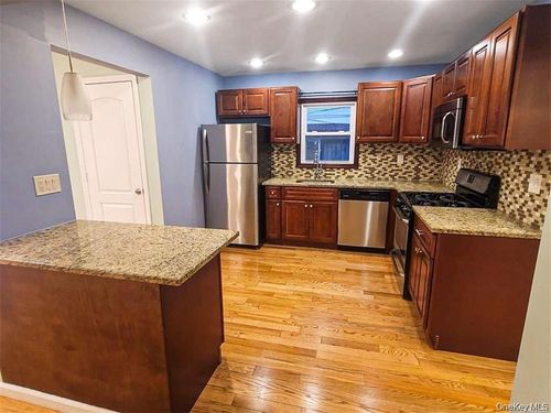 1-228-20 Edgewood Ave, Laurelton, NY, 11413-3634 | Card Image