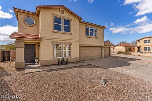 10652 S Silverbluff Dr, Vail, AZ, 85641-6555 | Card Image
